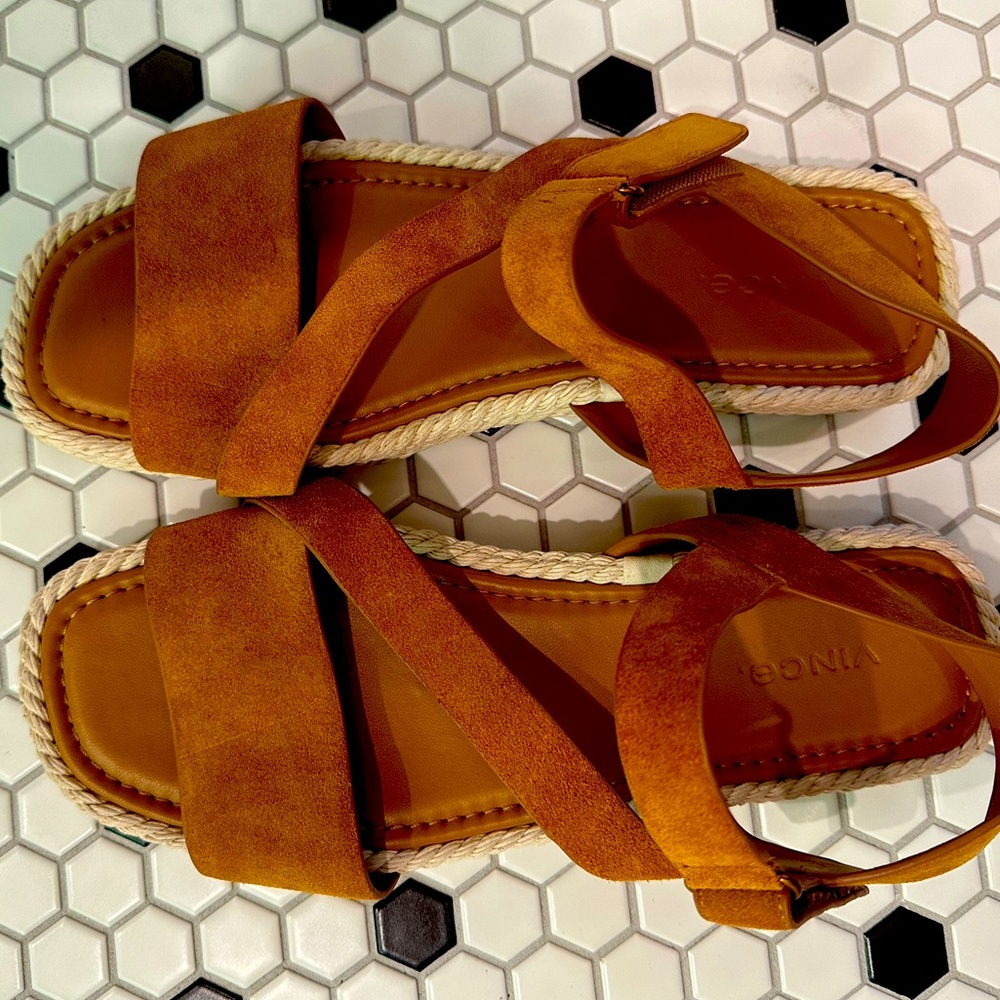 Vince velcro sandle